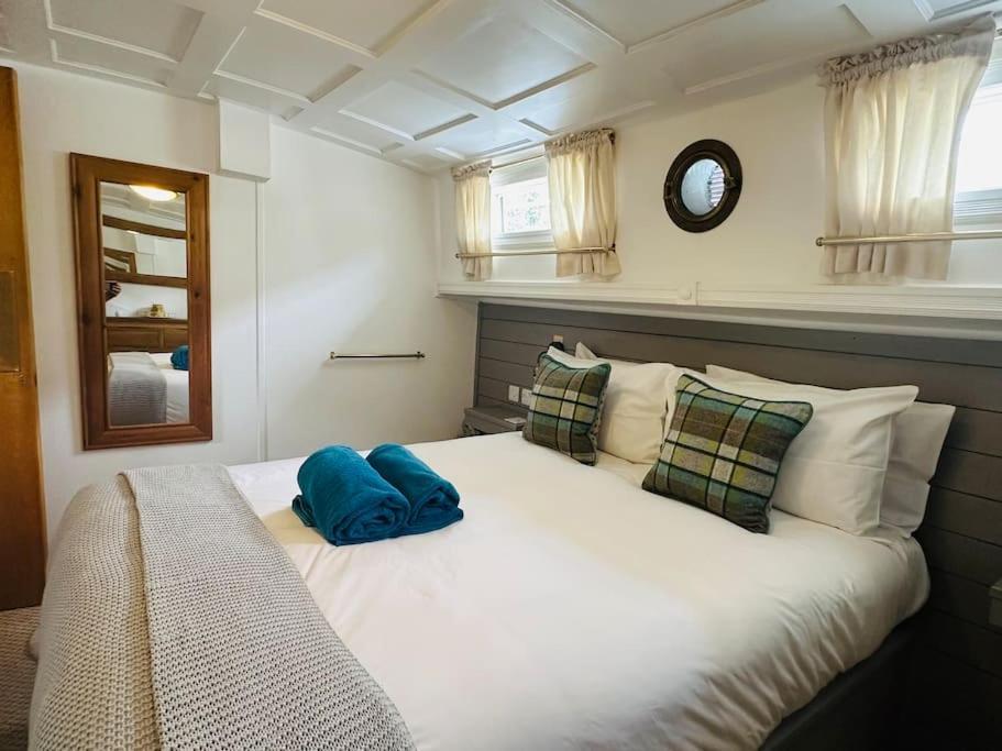 Unique Houseboat Experience I Central City Break Йорк Екстер'єр фото