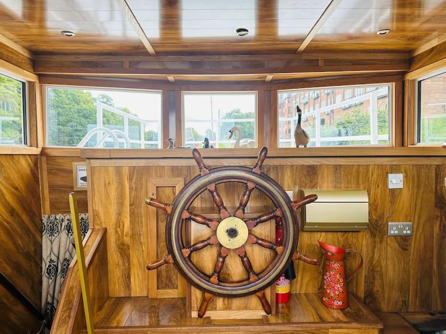 Unique Houseboat Experience I Central City Break Йорк Екстер'єр фото