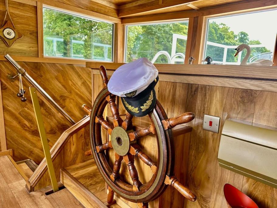 Unique Houseboat Experience I Central City Break Йорк Екстер'єр фото